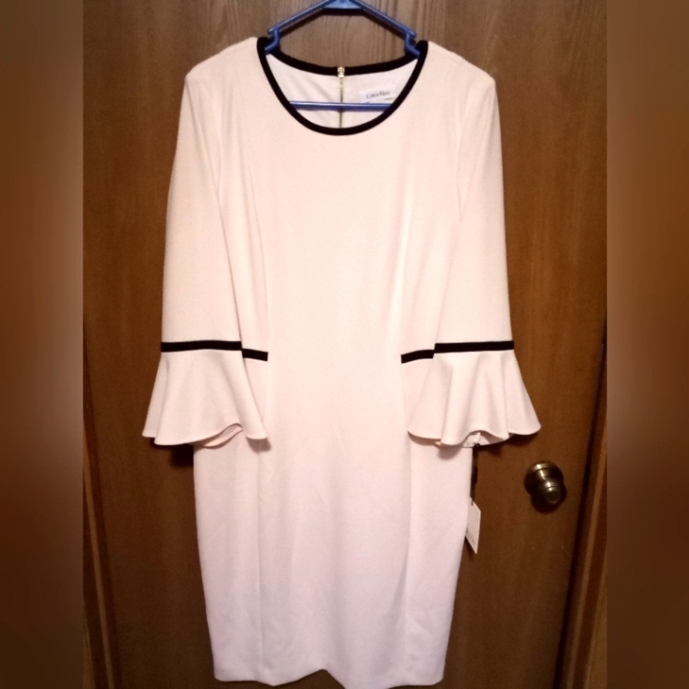 Calvin Klein pink knee length Bell sleeve dress size 14